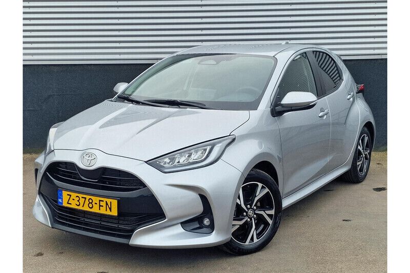 Gebruikt 2024 Toyota Yaris Hybrid Edition | € 26.548 (Goede deal) - Afbeelding 1/1