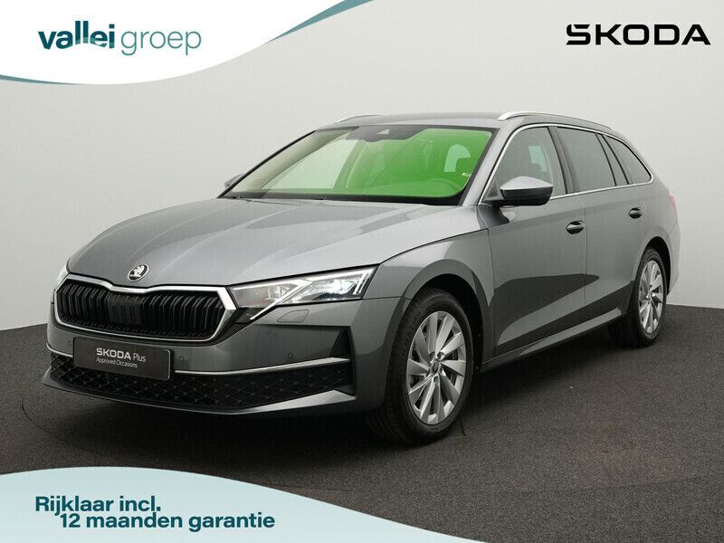 Grijs Gebruikt 2024 Skoda Octavia Selection Stationwagen | € 35.200 - Afbeelding 1/4