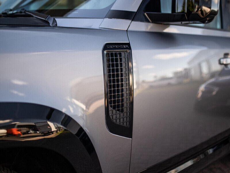 Occasion Land Rover Defender Dynamic 200 PK (147 kW) 2020 Grijs SUV