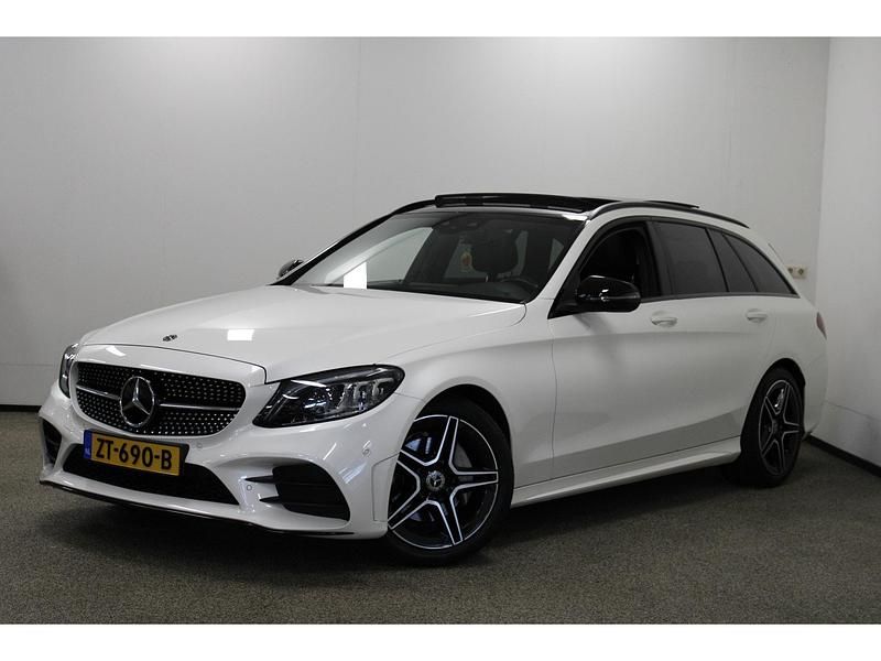 Wit Gebruikt 2019 Mercedes C160 Business Coupé | € 27.950 (Iets duurder) - Afbeelding 1/4