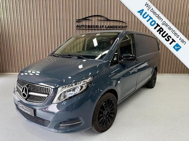 Grijs Gebruikt 2020 Mercedes Vito MPV | € 16.900 (Iets duurder) - Afbeelding 1/4