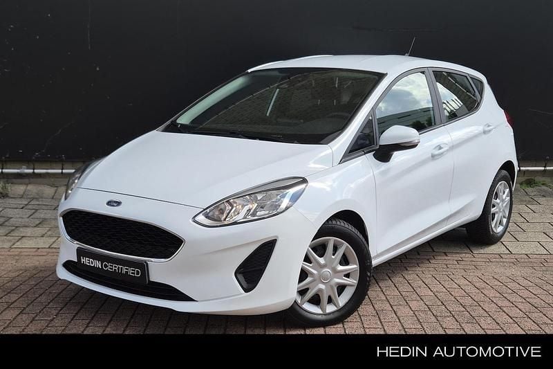 Wit Occasion 2020 Ford Fiesta Hatchback | € 12.435 (Eerlijke prijs) - Afbeelding 1/3