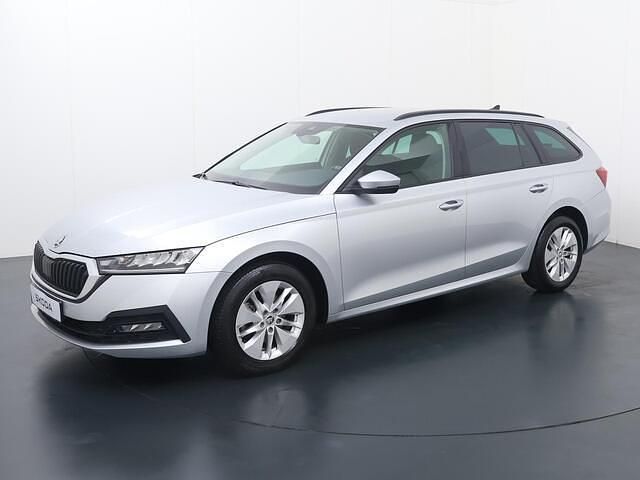 Grijs Gebruikt 2021 Skoda Octavia Business Line Stationwagen | € 18.840 (Eerlijke prijs) - Afbeelding 1/4
