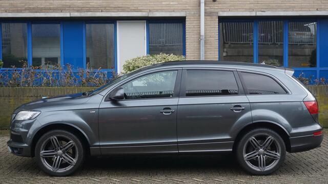 Grijs Gebruikt 2013 Audi Q7 SUV | € 16.950 (Eerlijke prijs) - Afbeelding 1/4