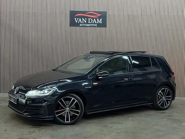 Zwart Gebruikt 2019 VW Golf VII GTD Hatchback | € 22.900 (Super prijs) - Afbeelding 1/4