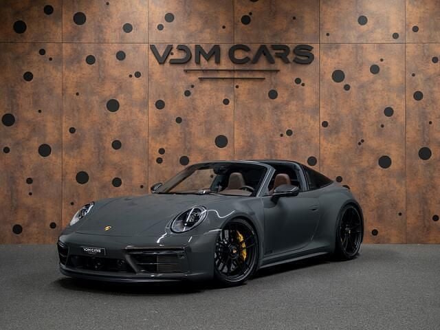 Grijs Gebruikt 2023 Porsche 911 Cabriolet | € 219.900 - Afbeelding 1/4