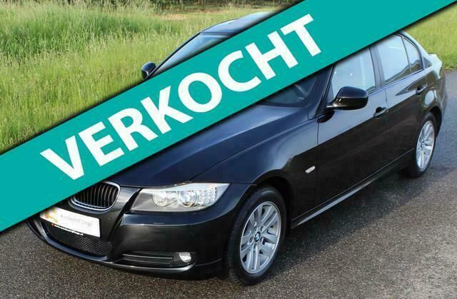 Zwart Gebruikt 2011 BMW 318 Executive Sedan | € 12.445 - Afbeelding 1/4