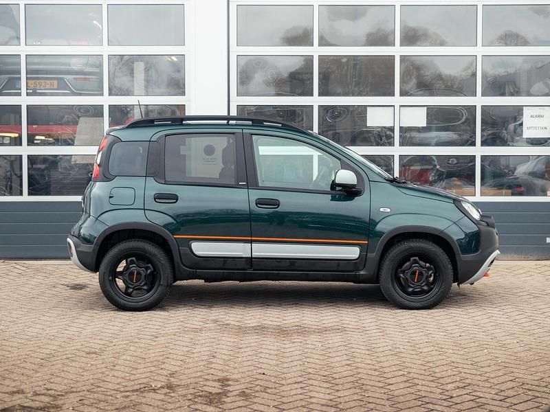 Occasion Fiat Panda Cross Cross 69 PK (50 kW) 2022 Groen Hatchback