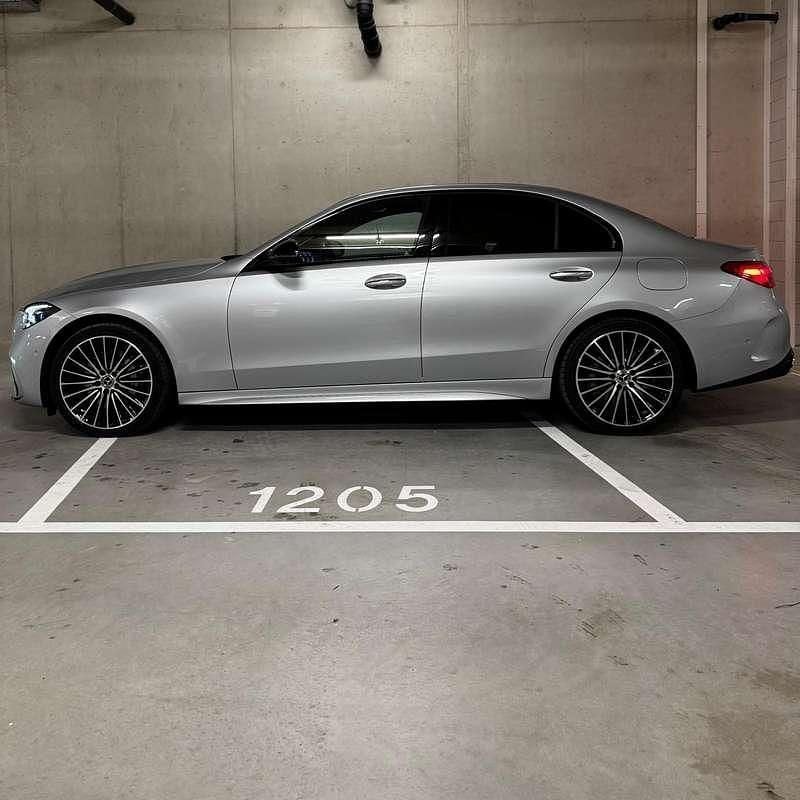 Occasion Mercedes C300 AMG line 313 PK (230 kW) 2023 Grijs Sedan
