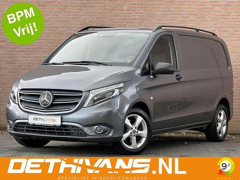 Grijs Gebruikt 2021 Mercedes Vito Van | € 22.850 (Goede deal) - Afbeelding 1/4