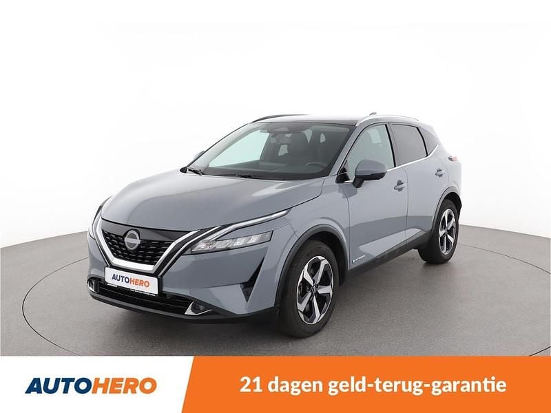 Grijs (metallic) Gebruikt 2023 Nissan Qashqai SUV | € 27.049 (Super prijs) - Afbeelding 1/4