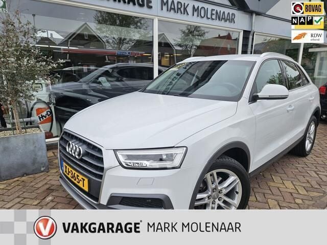 Wit Gebruikt 2018 Audi Q3 Sport SUV | € 24.750 (Eerlijke prijs) - Afbeelding 1/4