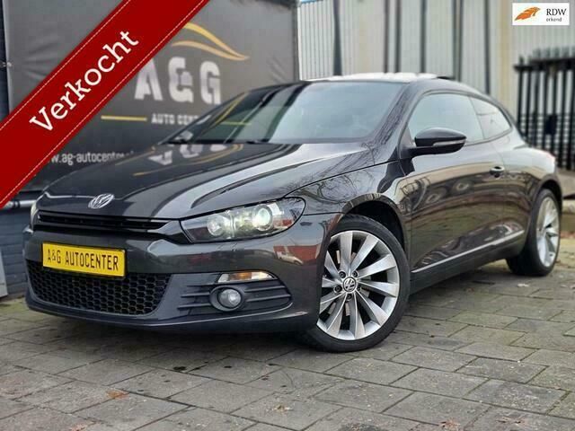 Bruin Gebruikt 2011 VW Scirocco Highline Coupé | € 19.995 - Afbeelding 1/4