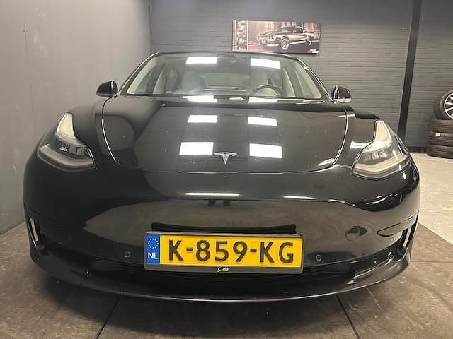 Occasion Tesla Model 3 Standard Range 239 kW (325 PK) 2020 Zwart Sedan