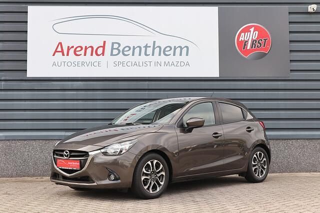 Bruin Gebruikt 2016 Mazda 2 Hatchback | € 12.645 (Duur) - Afbeelding 1/4