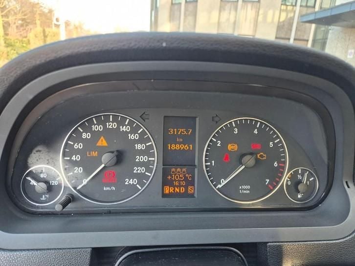 Occasion 2005 Mercedes A160 | € 2.000 (Goede deal) - Afbeelding 1/4