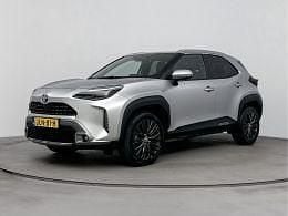 Zilver metallic Occasion 2022 Toyota Yaris Limited SUV | € 27.445 (Eerlijke prijs) - Afbeelding 1/4