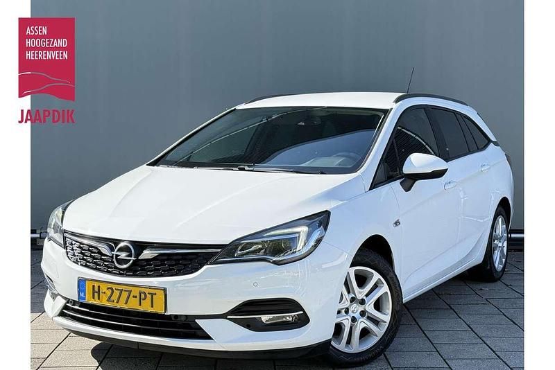 Wit Gebruikt 2020 Opel Astra Business Stationwagen | € 8.944 (Eerlijke prijs) - Afbeelding 1/4