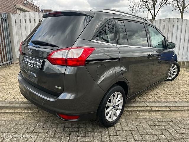Occasion Ford Grand C-Max Titanium 2017 Grijs (metallic) MPV