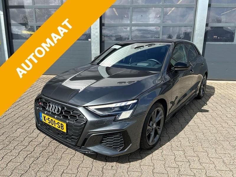 Grijs Gebruikt 2021 Audi S3 Hatchback | € 47.835 (Iets duurder) - Afbeelding 1/4