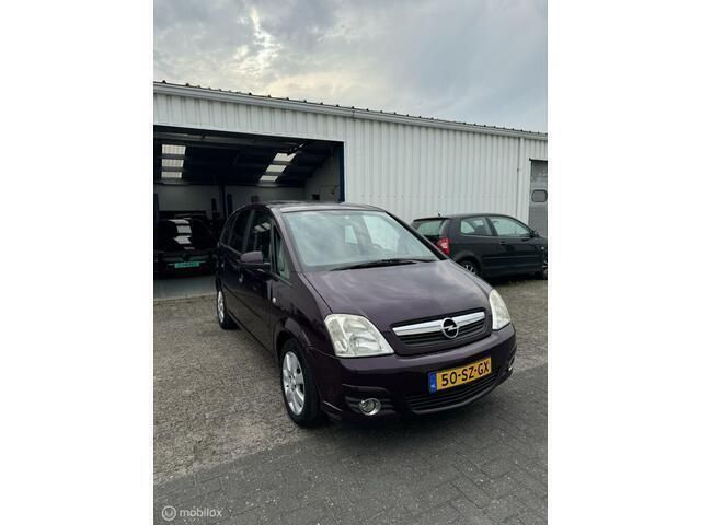 Occasion Opel Meriva Cosmo 105 PK (77 kW) 2006 Paars MPV