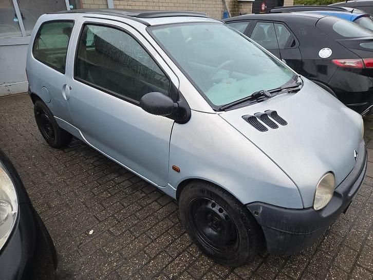 Occasion Renault Twingo 54 PK (39 kW) 2002 Grijs Hatchback