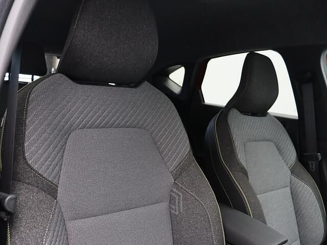 Nieuw Renault Captur Techno 159 PK (116 kW) 2026 Rood SUV