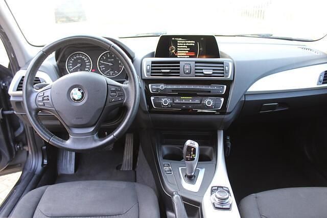 Occasion BMW 118 136 PK (100 kW) 2017 Grijs (metallic) Hatchback