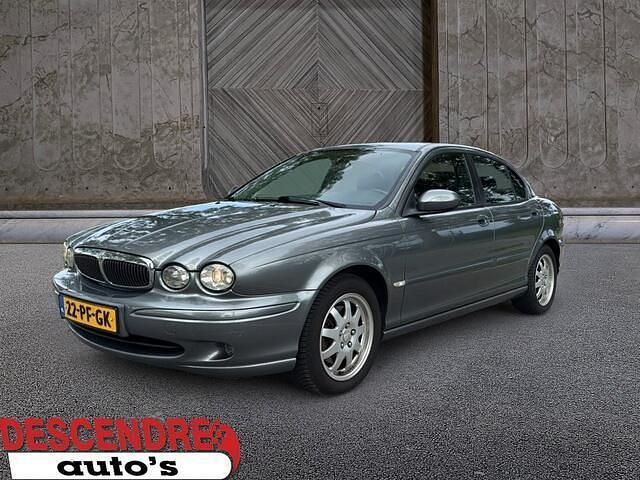Grijs Gebruikt 2004 Jaguar X-type Sedan | € 2.450 (Eerlijke prijs) - Afbeelding 1/4
