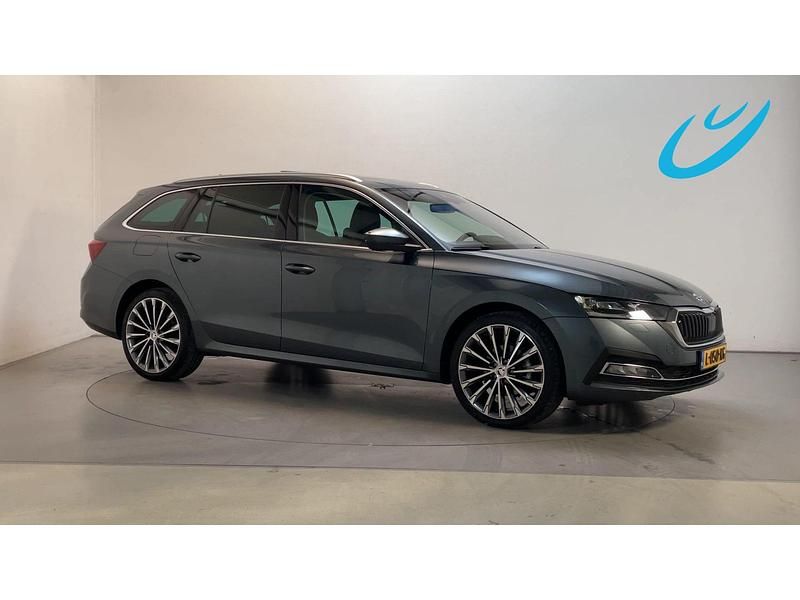 Grijs Gebruikt 2021 Skoda Octavia Business Line Stationwagen | € 18.950 (Eerlijke prijs) - Afbeelding 1/3