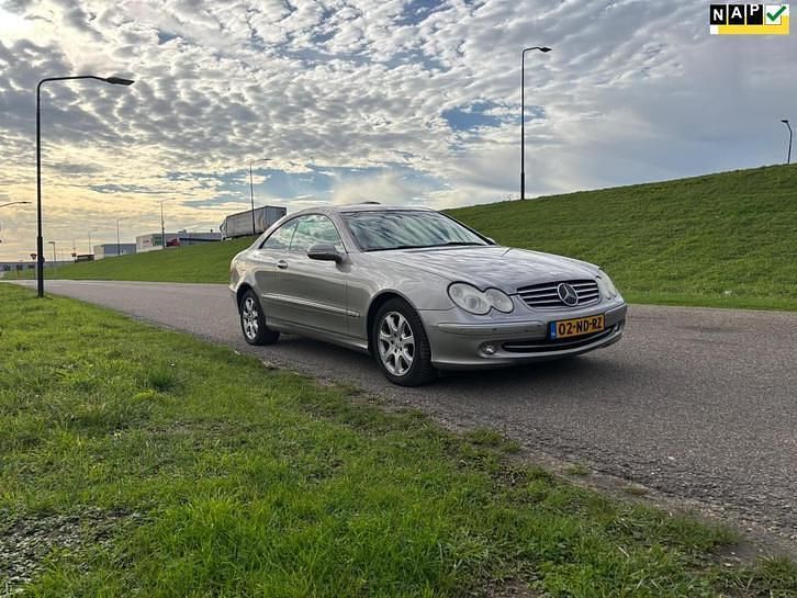 Gebruikt 2003 Mercedes 240 Elegance Coupé | € 1.750 - Afbeelding 1/4