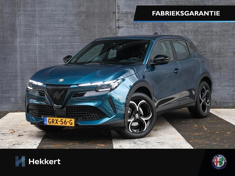 Blauw Occasion 2024 Alfa Romeo GT Junior SUV | € 29.995 (Eerlijke prijs) - Afbeelding 1/4