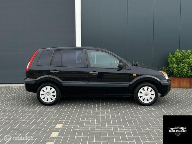 Occasion Ford Fusion 80 PK (58 kW) 2006 Zwart MPV