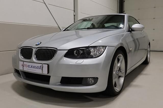 Grijs Gebruikt 2007 BMW 330 Executive Coupé | € 12.400 (Goede deal) - Afbeelding 1/4