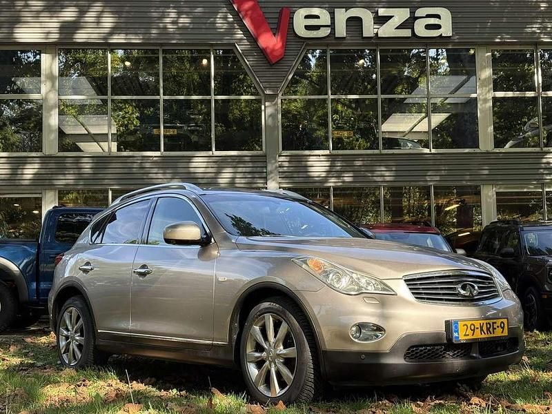 Beige Gebruikt 2010 Infiniti Ex37 SUV | € 13.500 - Afbeelding 1/4