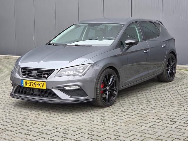 Grijs Occasion 2017 Seat Leon FR Hatchback | € 13.700 (Eerlijke prijs) - Afbeelding 1/3