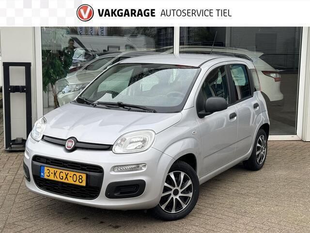 Grijs, metallic lak Gebruikt 2013 Fiat Panda Pop Hatchback | € 4.400 (Eerlijke prijs) - Afbeelding 1/4