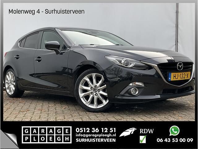 Zwart Gebruikt 2015 Mazda 3 Hatchback | € 11.700 (Eerlijke prijs) - Afbeelding 1/4