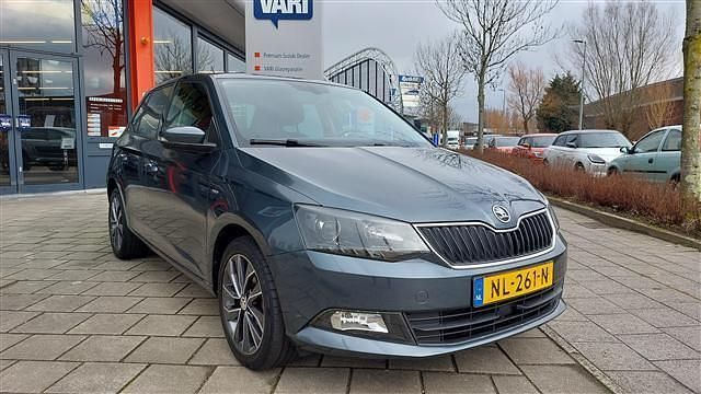 Occasion Skoda Fabia Drive 90 PK (66 kW) 2017 Grijs Sedan