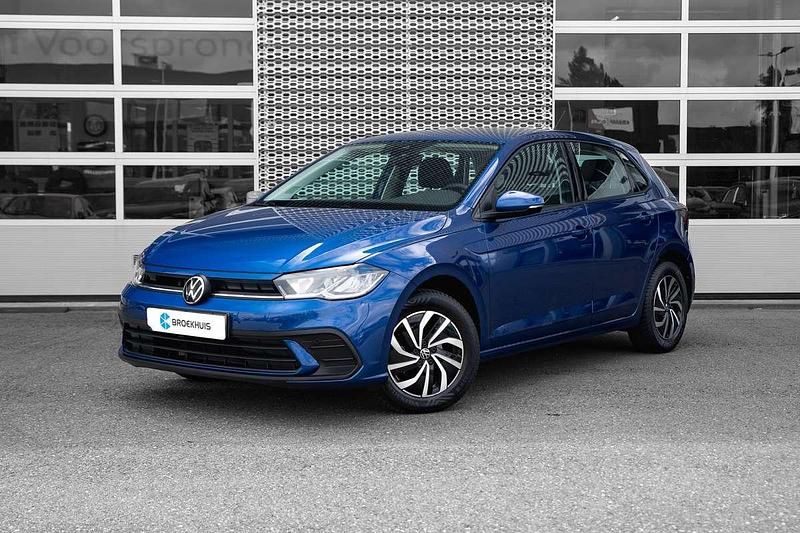 Blauw Gebruikt 2023 VW Polo Life Hatchback | € 21.445 (Eerlijke prijs) - Afbeelding 1/4