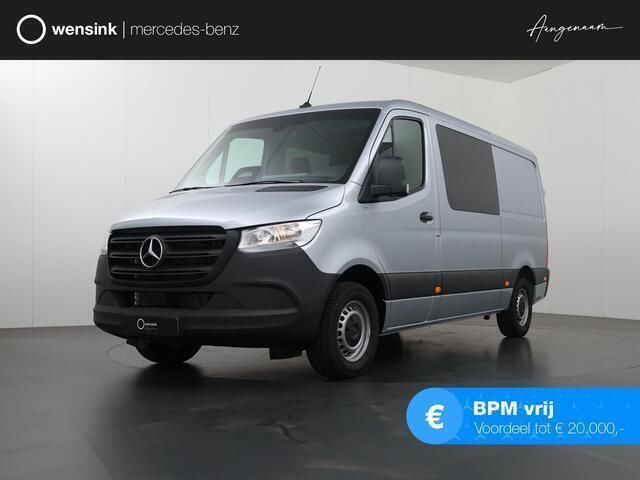 Grijs Nieuw 2024 Mercedes Sprinter Van | € 52.440 - Afbeelding 1/4