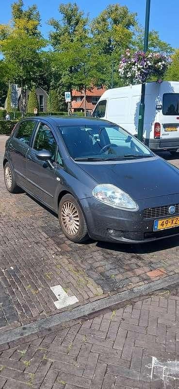 Grijs Gebruikt 2007 Fiat Punto Lusso Hatchback | € 930 (Super prijs) - Afbeelding 1/4