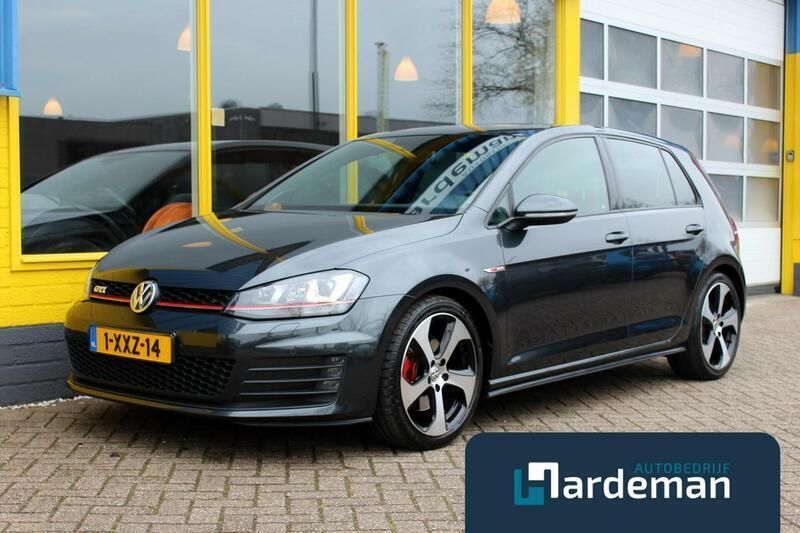 Zwart, metallic lak Gebruikt 2014 VW Golf VII GTI Hatchback | € 18.900 (Eerlijke prijs) - Afbeelding 1/4