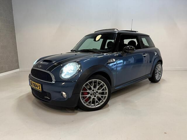 Blauw (metallic) Gebruikt 2009 Mini John Cooper Works Hatchback | € 7.540 (Eerlijke prijs) - Afbeelding 1/4