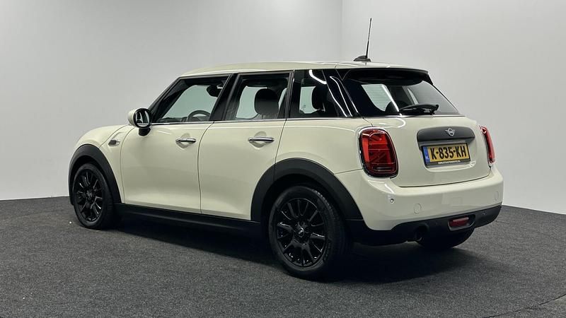 Occasion Mini Cooper Business 136 PK (100 kW) 2021 Grijs Hatchback