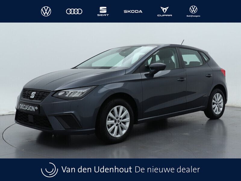 Grijs, metallic lak Gebruikt 2024 Seat Ibiza Style Hatchback | € 19.450 (Eerlijke prijs) - Afbeelding 1/4