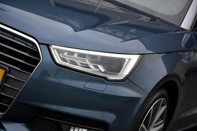 Occasion Audi A1 Sportback Sport 150 PK (110 kW) 2016 Blauw (metallic) Hatchback