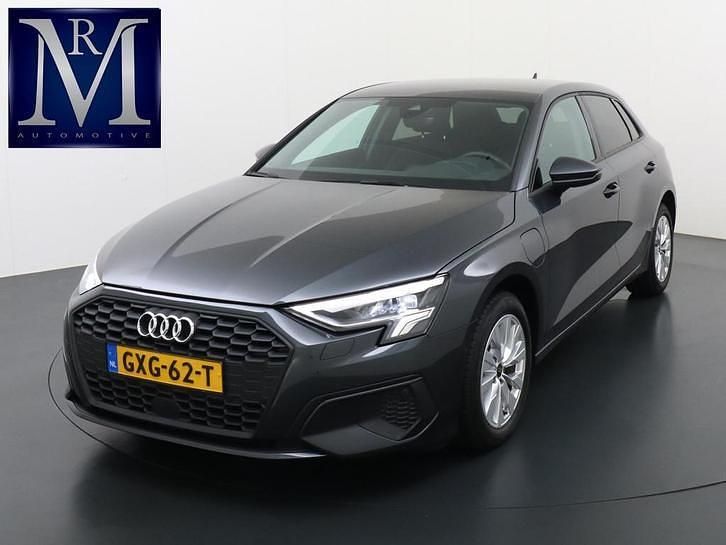 Gebruikt 2023 Audi A3 | € 27.330 (Super prijs) - Afbeelding 1/4