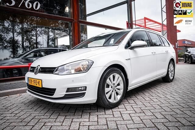 Wit Gebruikt 2016 VW Golf VII Comfortline Stationwagen | € 9.950 (Goede deal) - Afbeelding 1/4