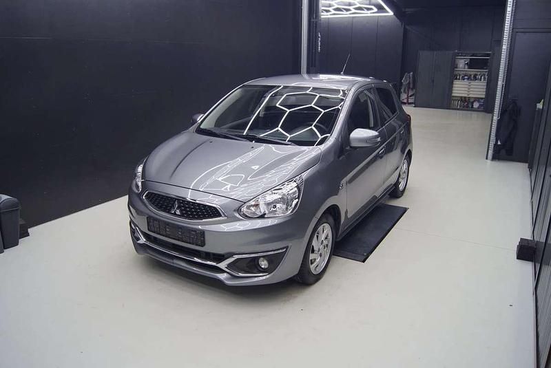 Grijs Occasion 2019 Mitsubishi Space Star Hatchback | € 6.500 (Super prijs) - Afbeelding 1/4